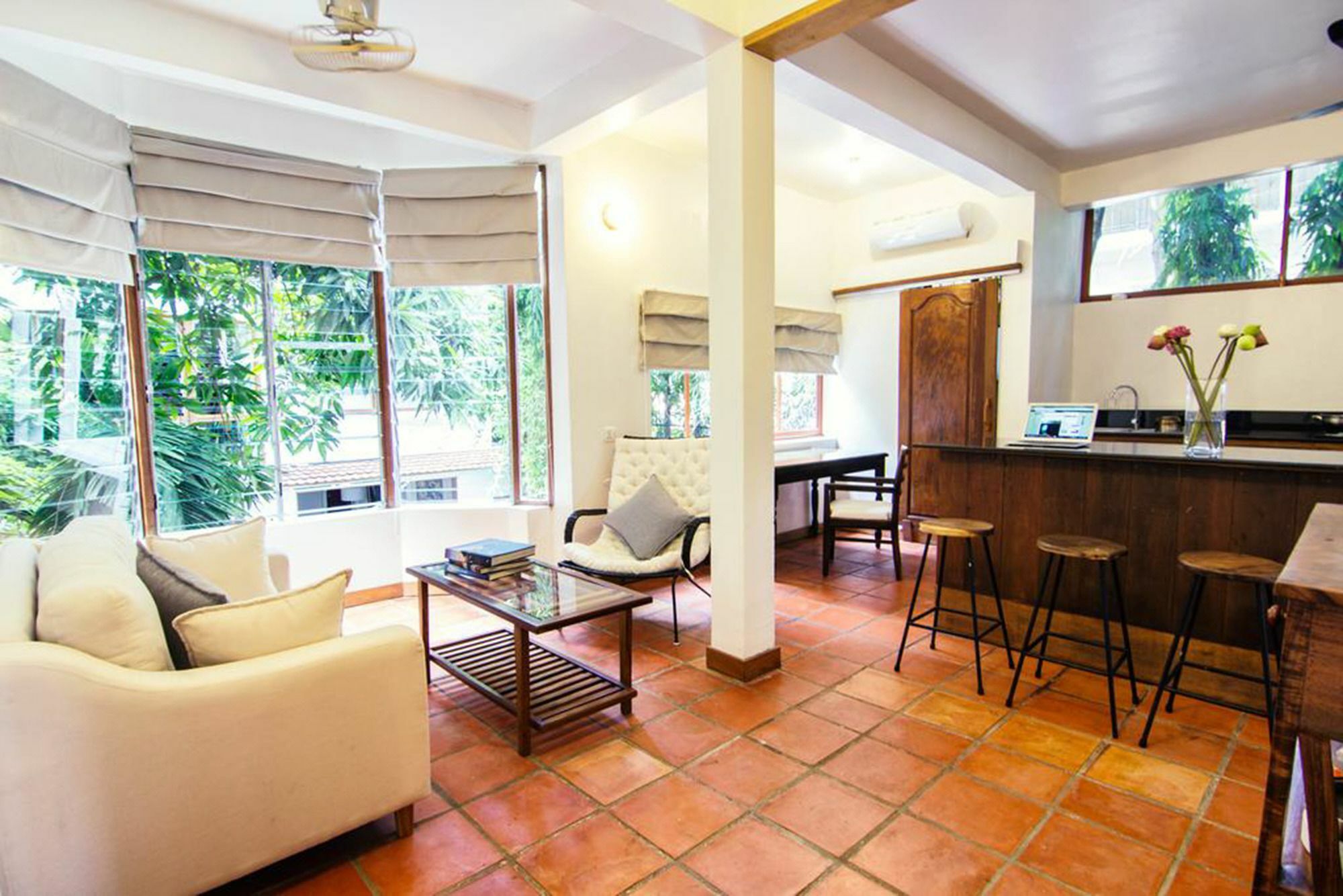 Yk Art House Hotel Phnom Penh Exterior photo